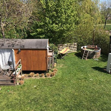 B&B Hetvrijdagsgevoel 스네크 외부 사진
