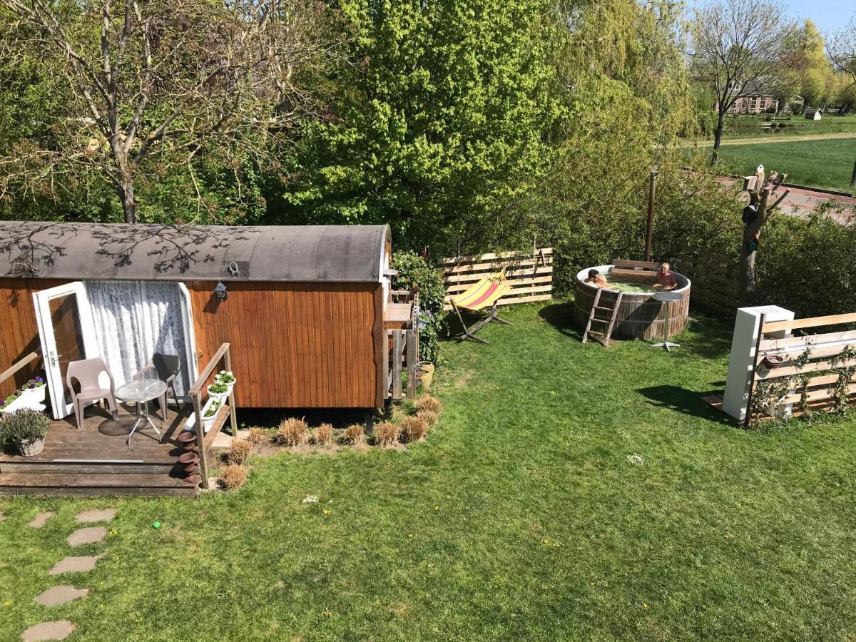 B&B Hetvrijdagsgevoel 스네크 외부 사진