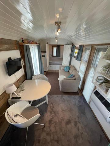 B&B Hetvrijdagsgevoel 스네크 외부 사진